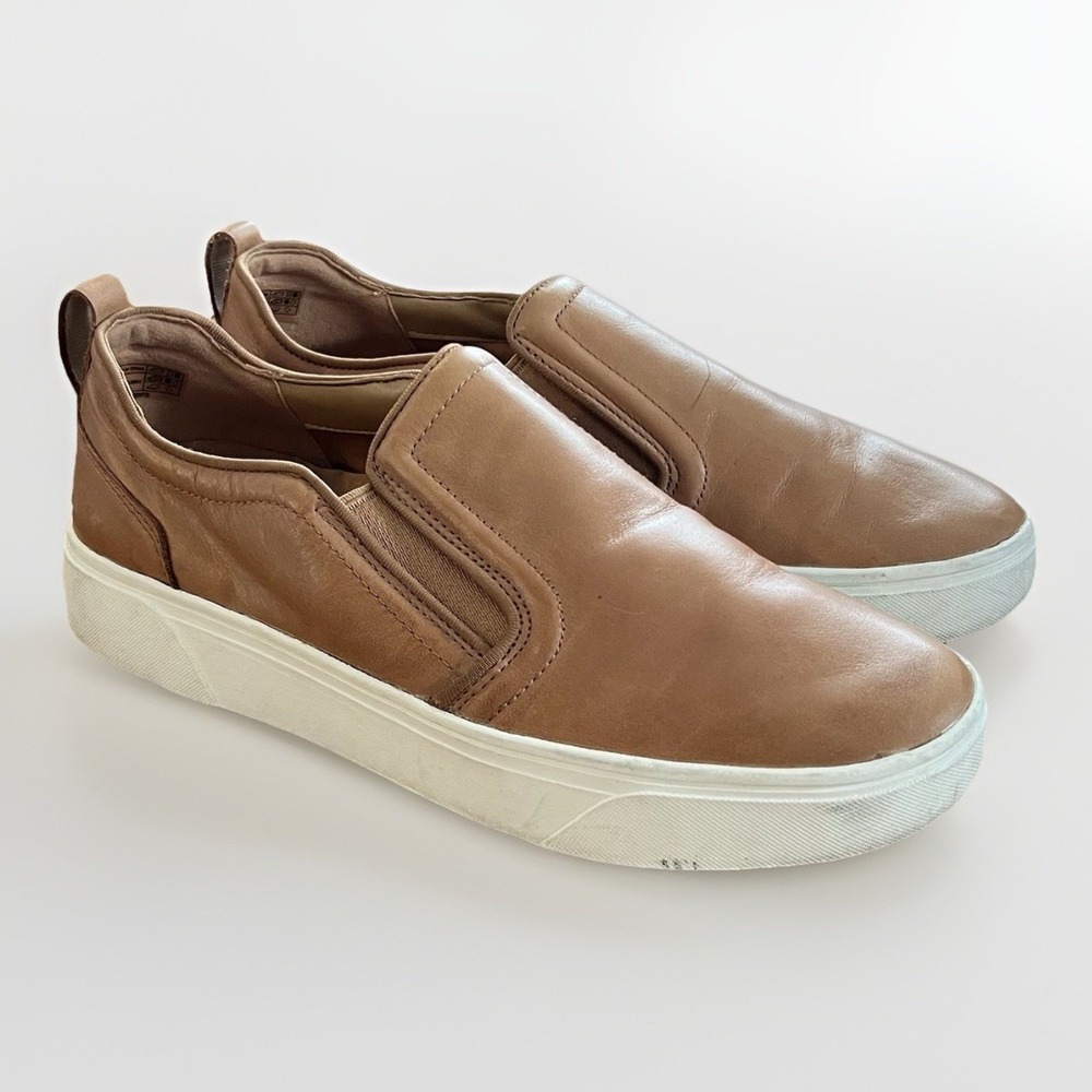 Vionic Kimmie Slip On Sneakers Women's 8.5 Tan Leather Comfort Shoes Office